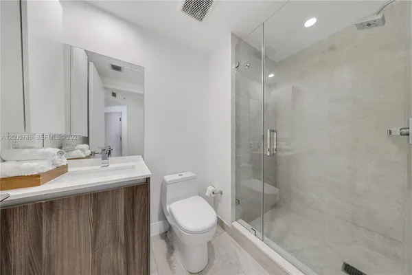 $5,350 | 488 Northeast 18th Street, Unit 1711, Miami, FL 33132