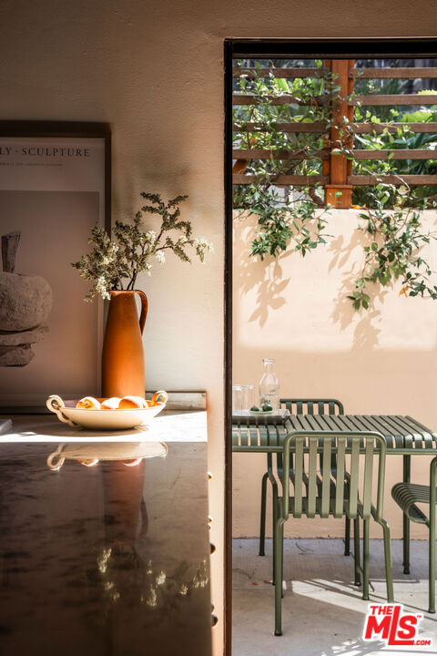 2996 Hyperion Avenue Los Angeles, CA 90027 - Photo 16 of 40