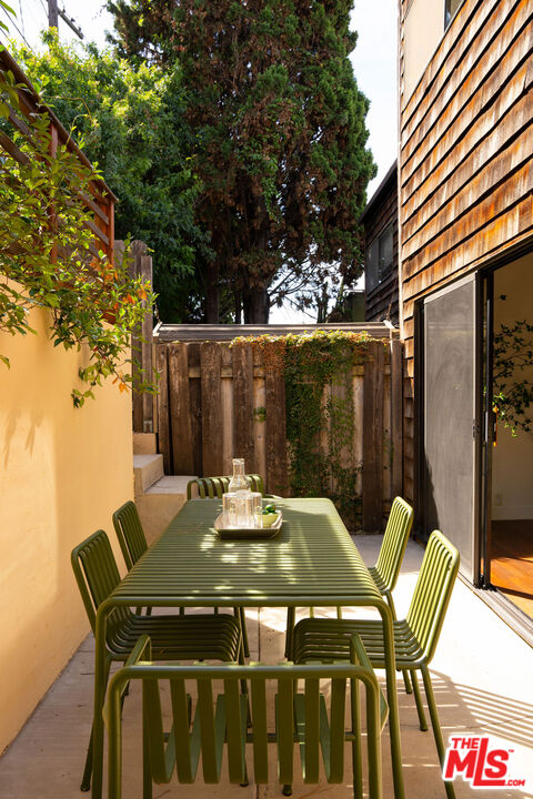 2996 Hyperion Avenue Los Angeles, CA 90027 - Photo 36 of 40 a view of an outdoor seating area