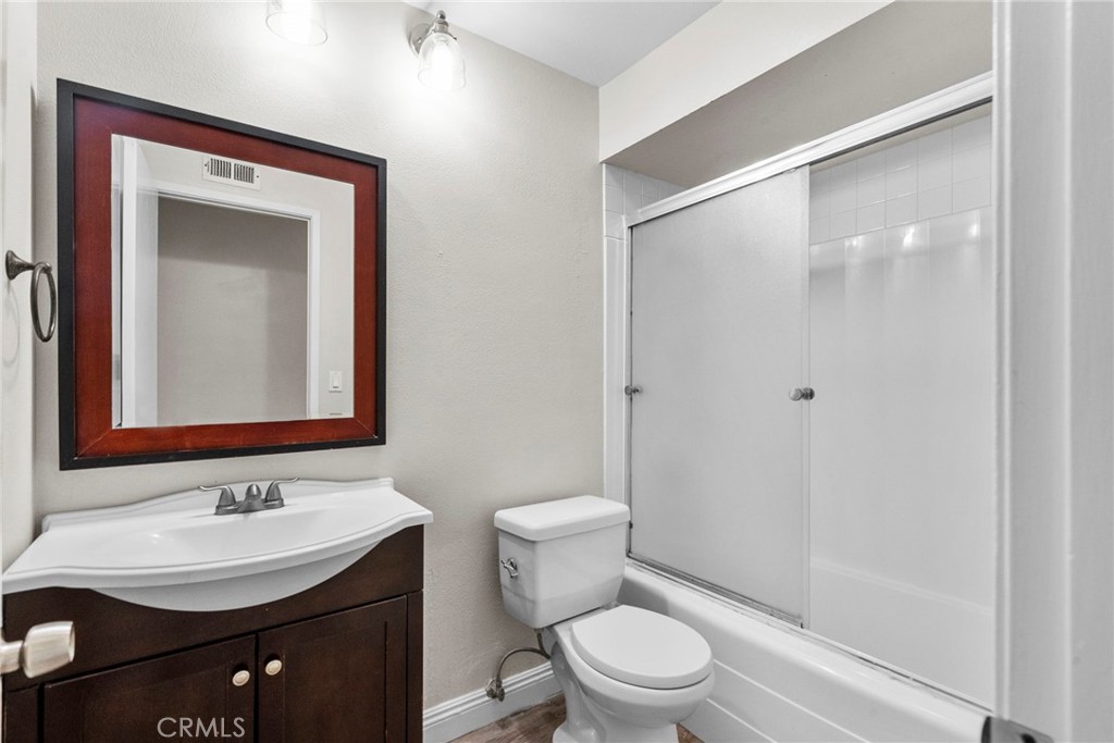 2227 Timberlane Avenue Simi Valley, CA 93063 - Photo 23 of 39