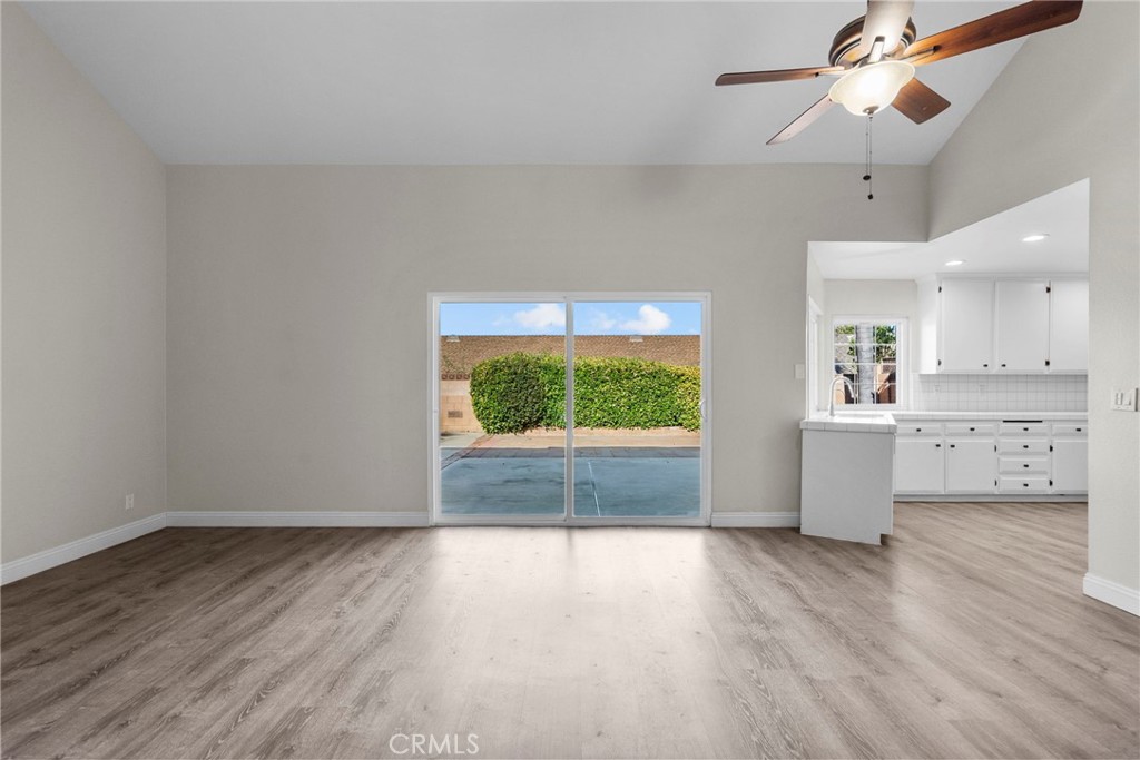 2227 Timberlane Avenue Simi Valley, CA 93063 - Photo 3 of 39