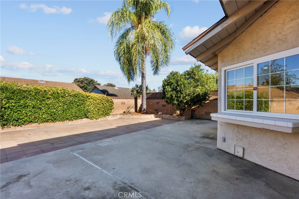 2227 Timberlane Avenue Simi Valley, CA 93063 - Photo 32 of 39