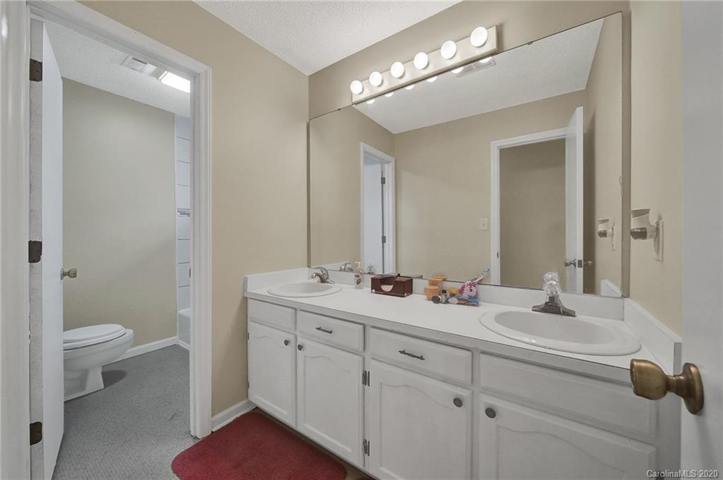 1737 Glenway Road Clover, SC 29710 - Photo 22 of 33 Gallery Image 22
