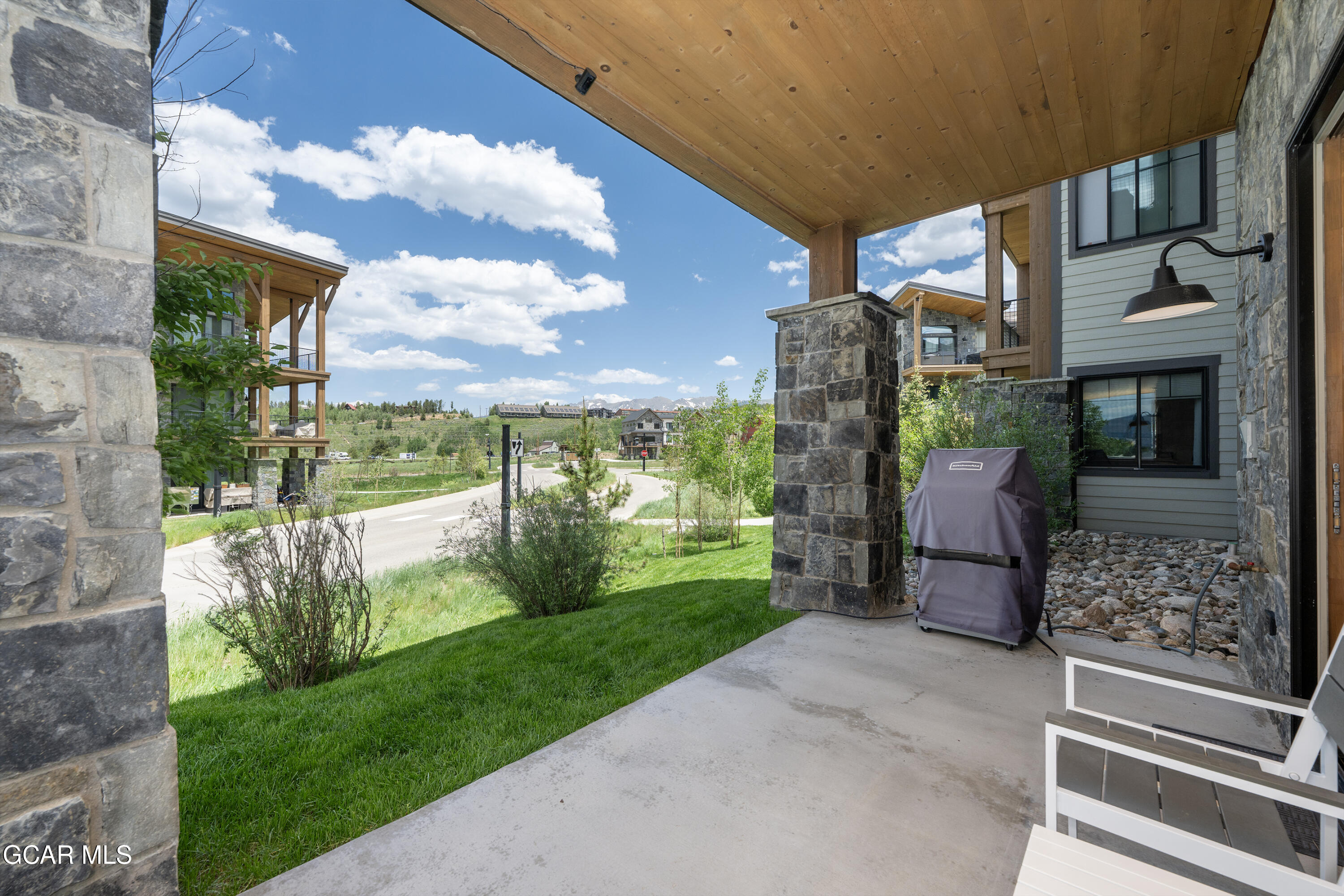 40 Springview Lane Fraser, CO 80442 - Photo 2 of 36 a view of a building with a garden