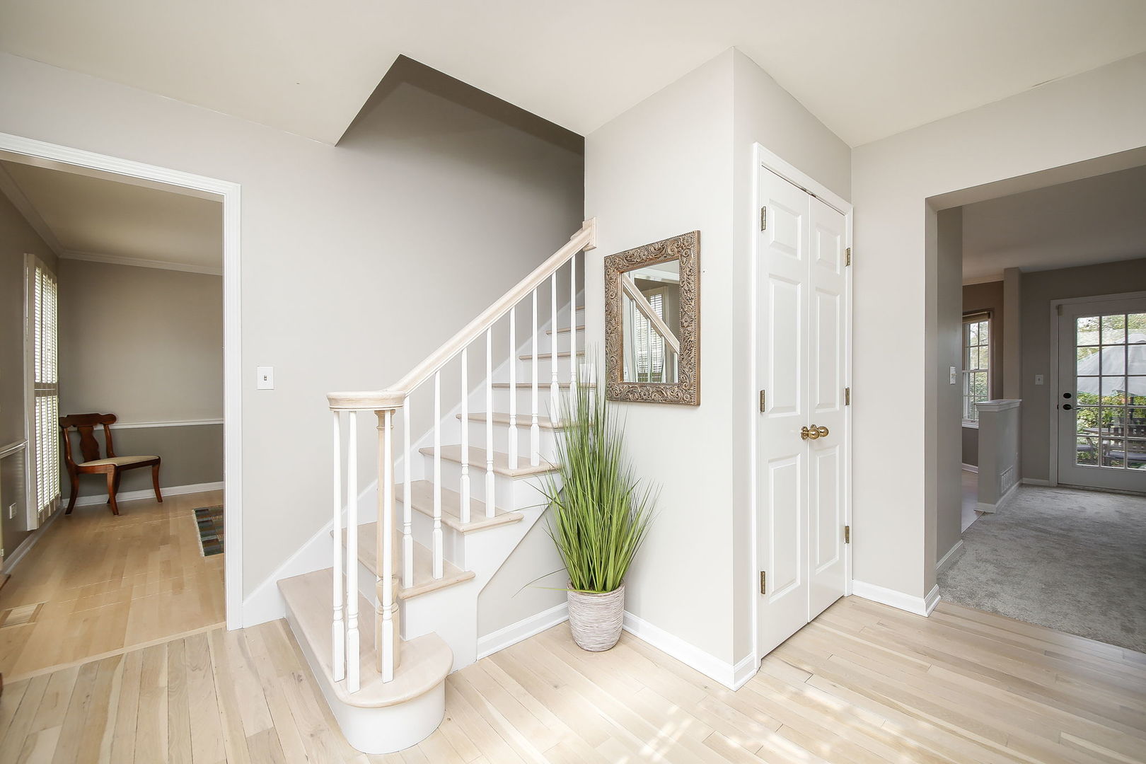 230 Hill Road Willowbrook, IL 60527 - Photo 3 of 39 a view of entryway and hall with wooden floor