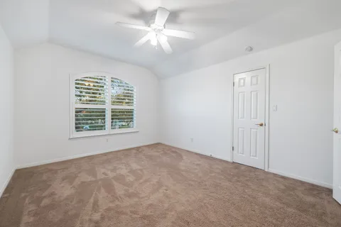 $975,000 | 5100 Hadle Cove, Austin, TX 78730