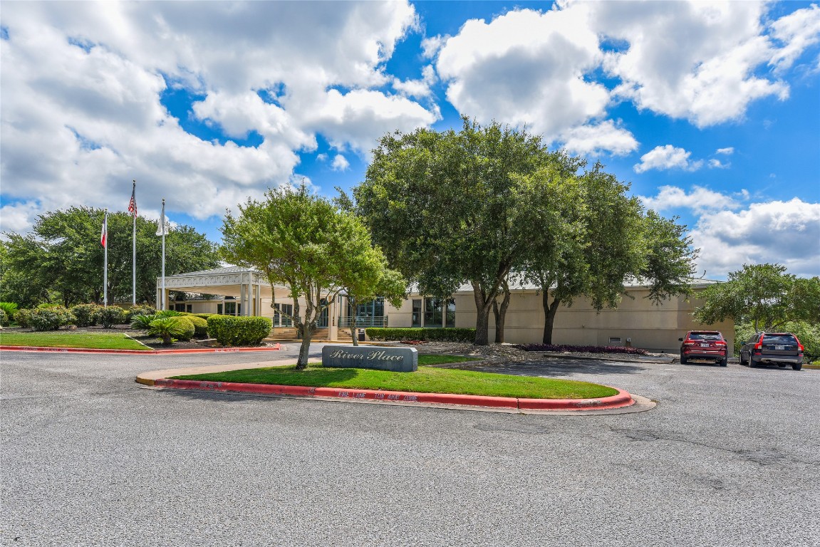 5100 Hadle Cove Austin, TX 78730 - Photo 29 of 32 The Country Club.