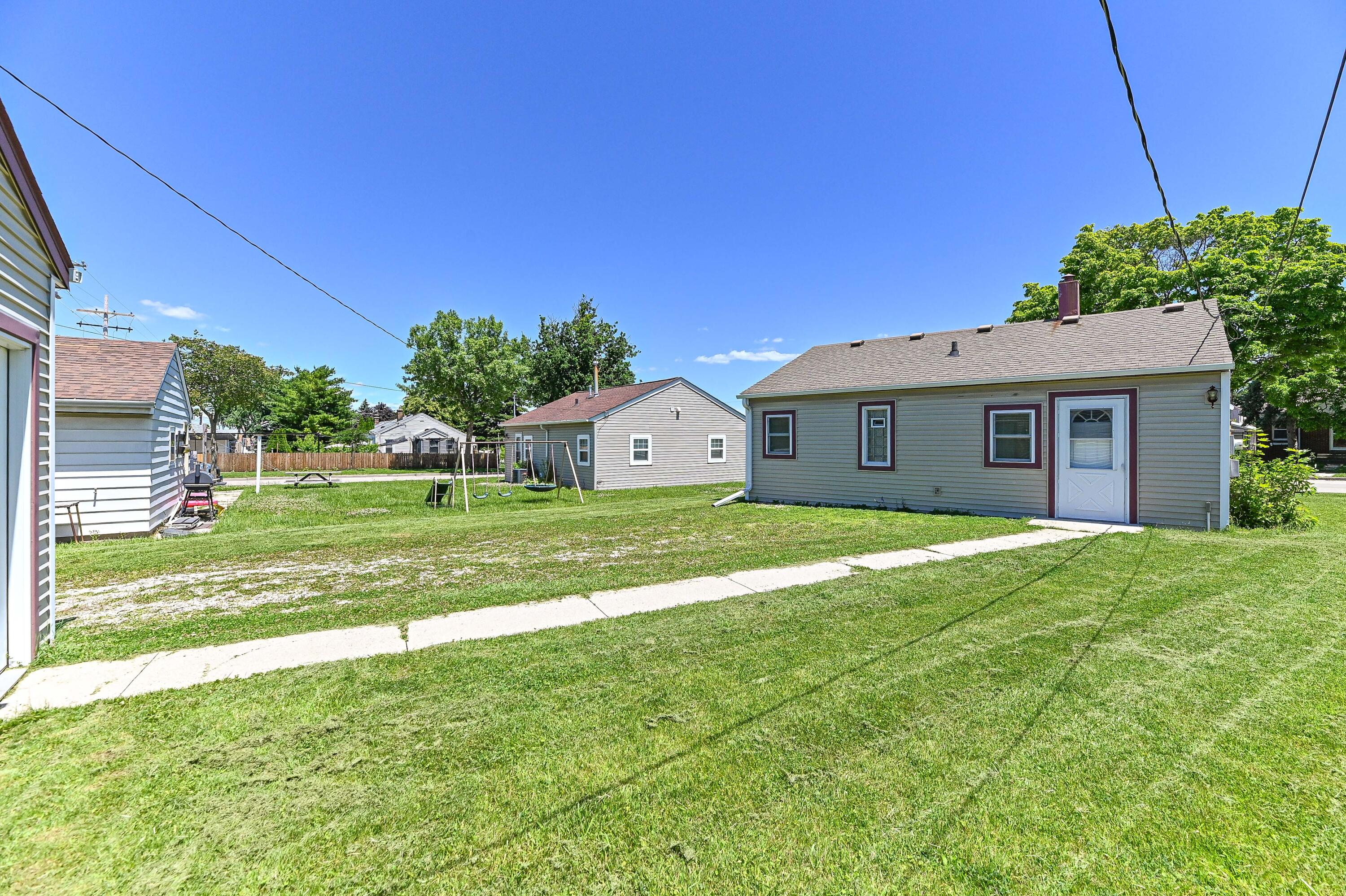 3409 South 20th Street Milwaukee, WI 53215 - Photo 27 of 28 s 20th-27