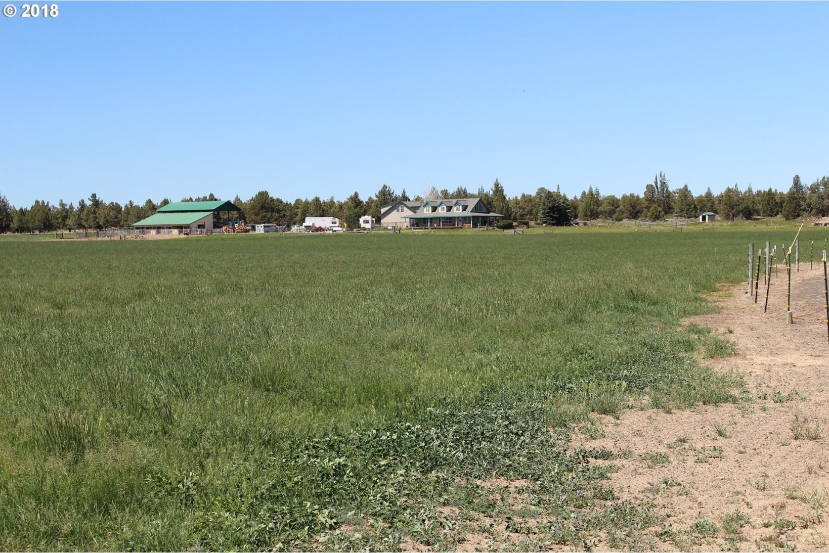 24585 Dodds Road Bend, OR 97701 - Photo 16 of 32