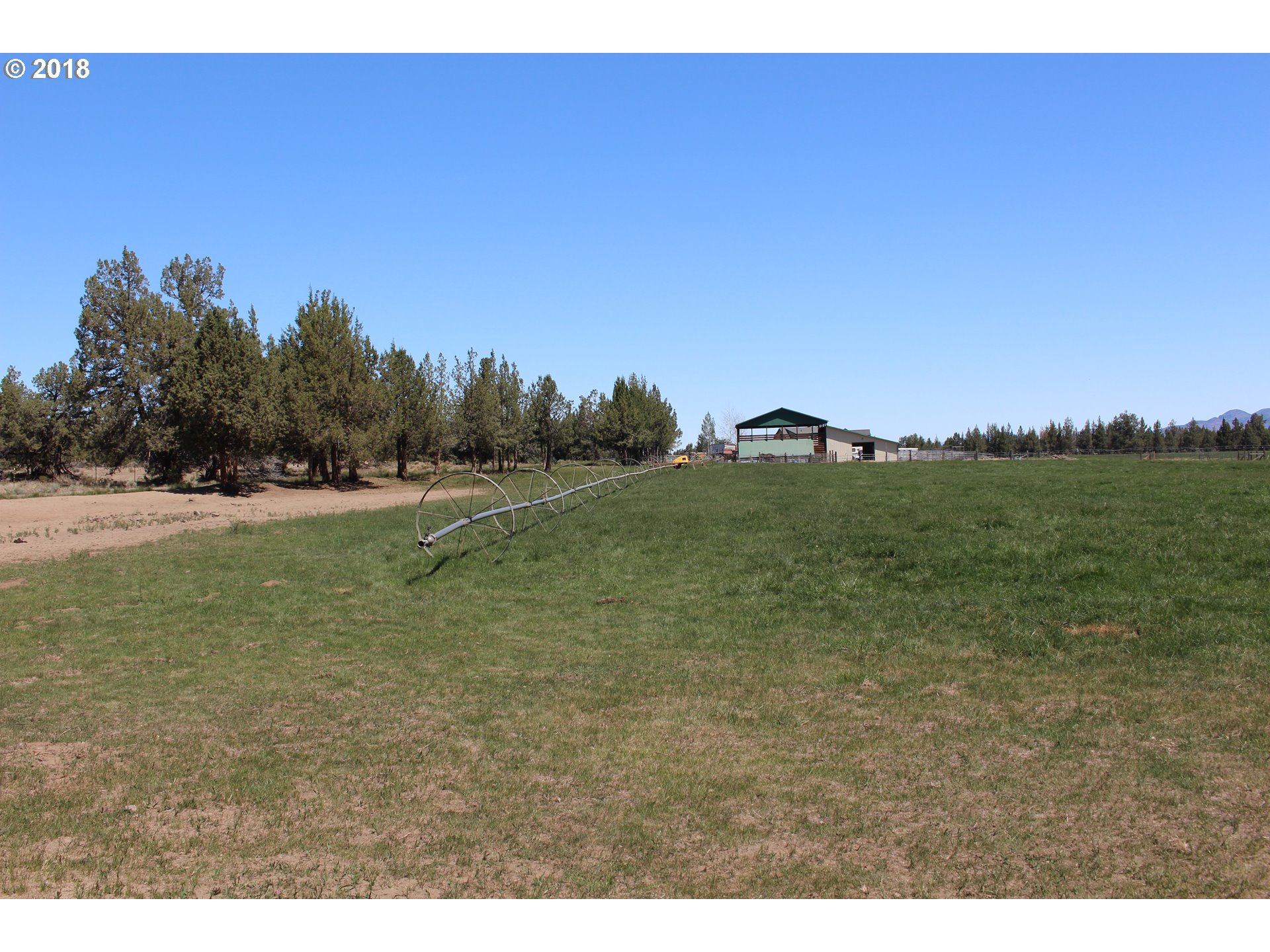 24585 Dodds Road Bend, OR 97701 - Photo 22 of 32