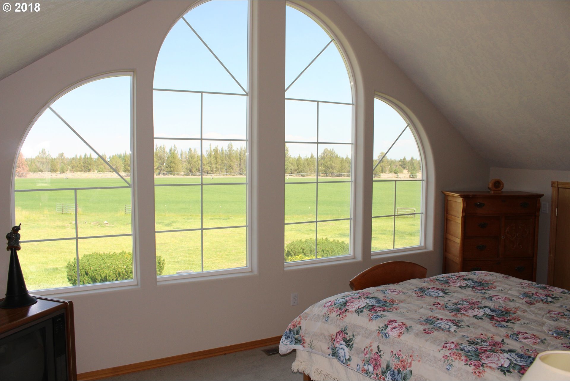 24585 Dodds Road Bend, OR 97701 - Photo 27 of 32