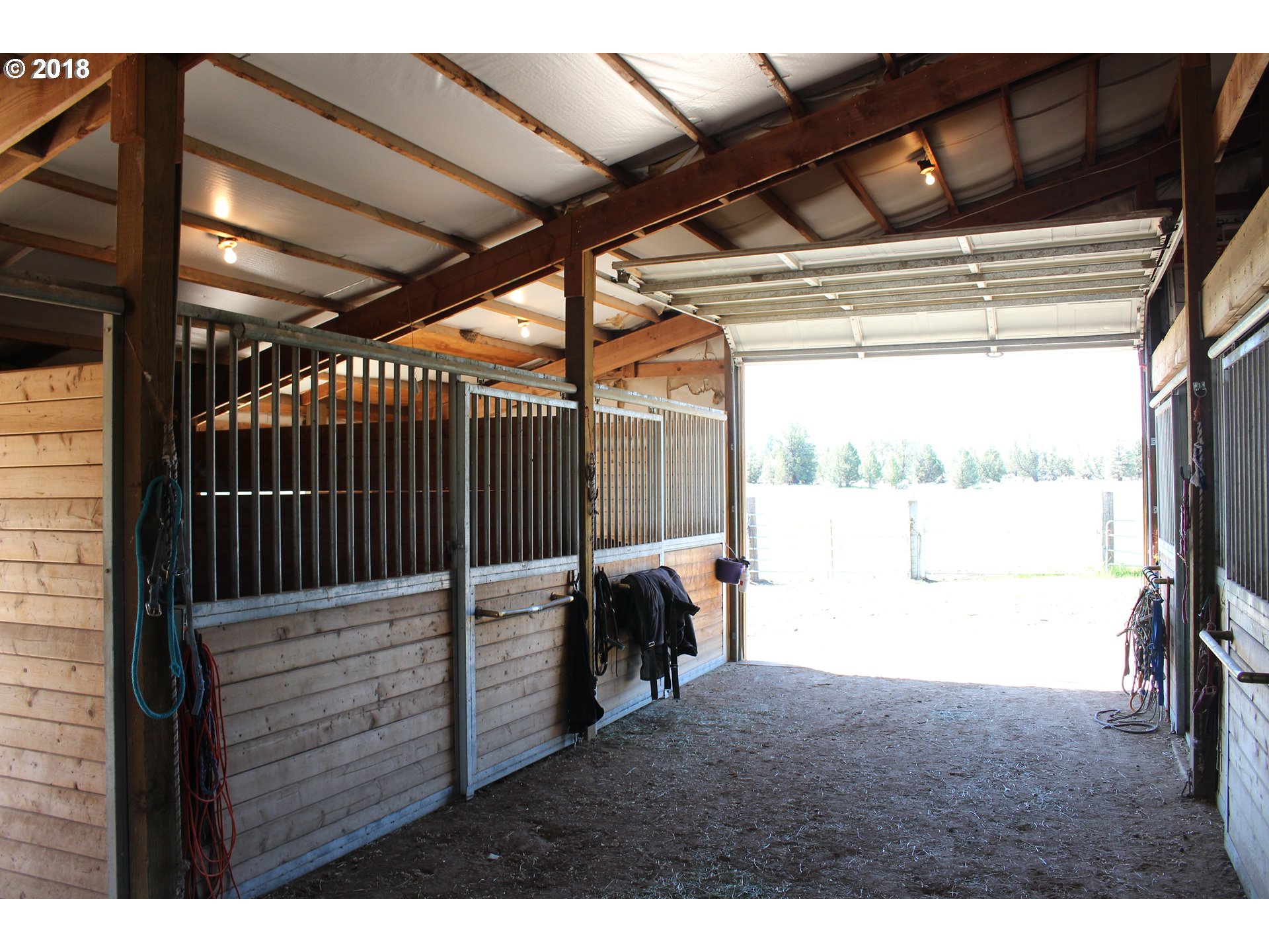 24585 Dodds Road Bend, OR 97701 - Photo 8 of 32