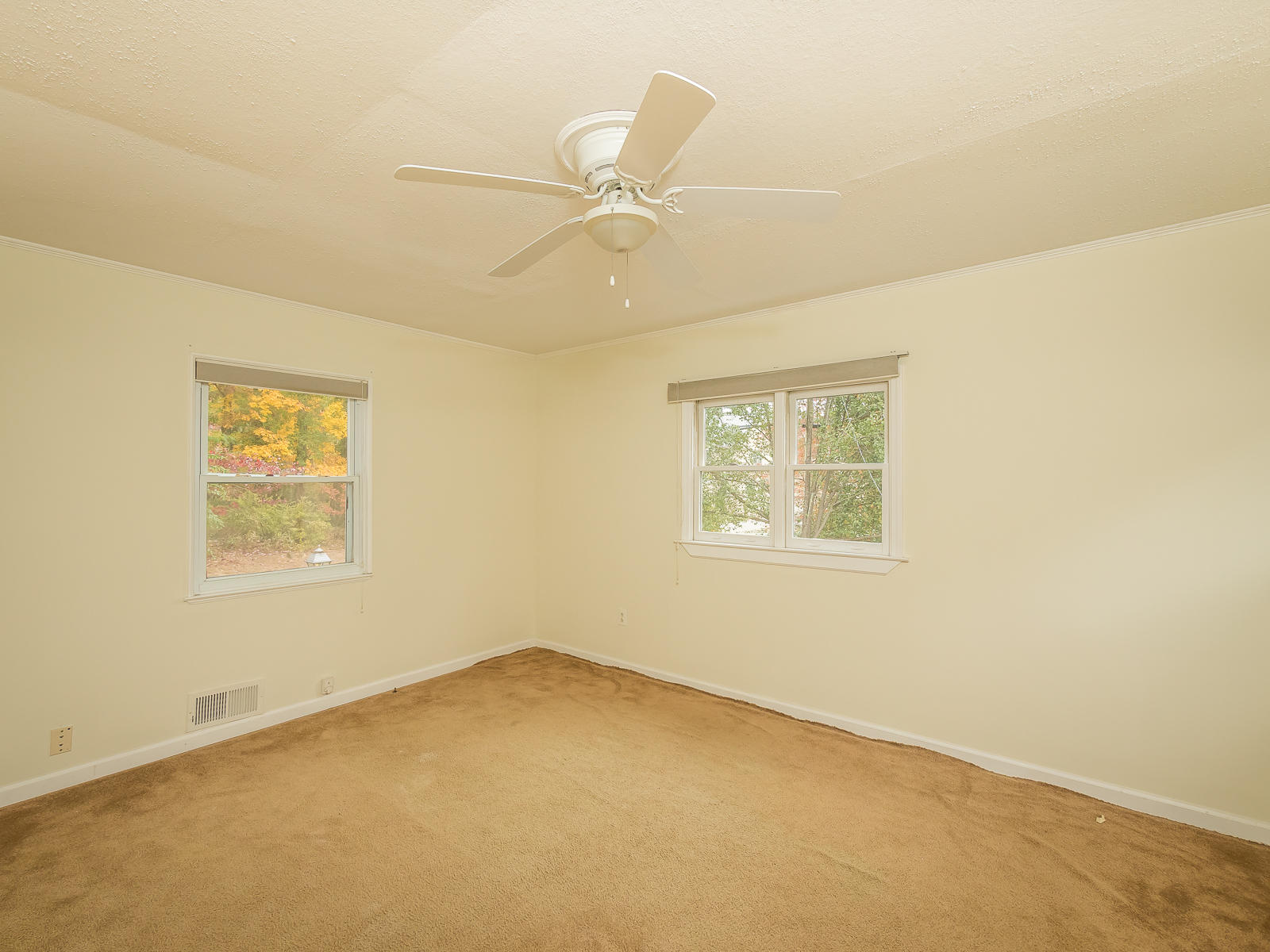 1408 Aladdin Road Lookout Mountain, GA 30750 - Photo 15 of 30 Additional Bedroom.
