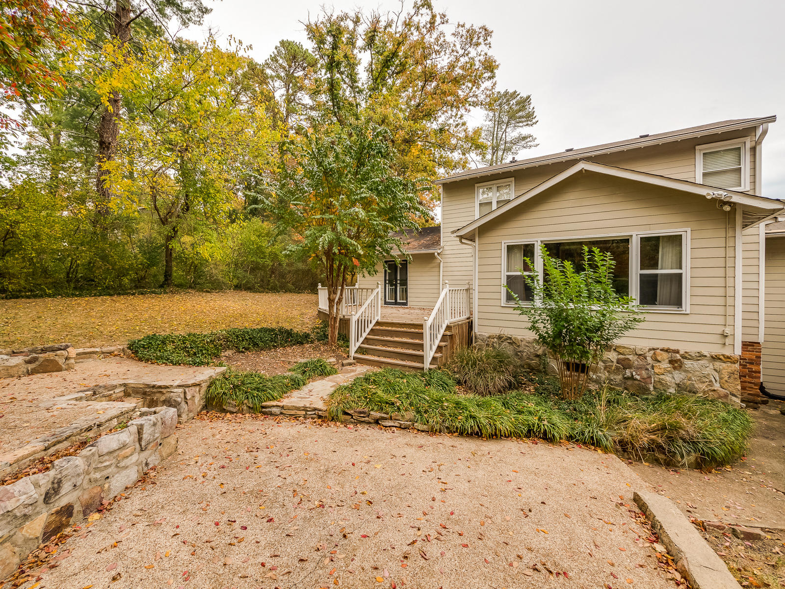 1408 Aladdin Road Lookout Mountain, GA 30750 - Photo 28 of 30 Multi-Level Patio & Deck.