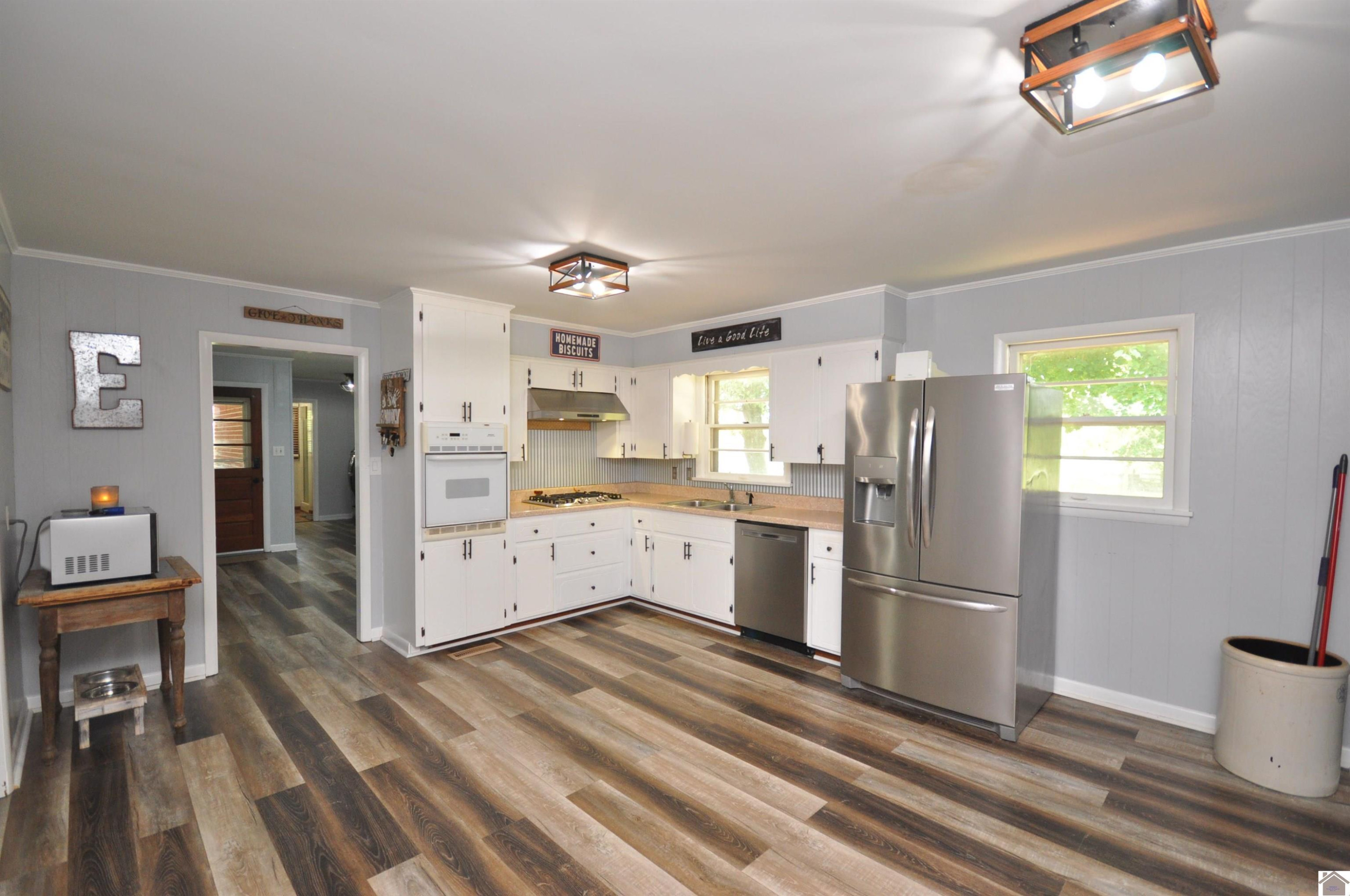 1900 Walnut Grove Road Benton, KY 42025 - Photo 6 of 32 Photo 6