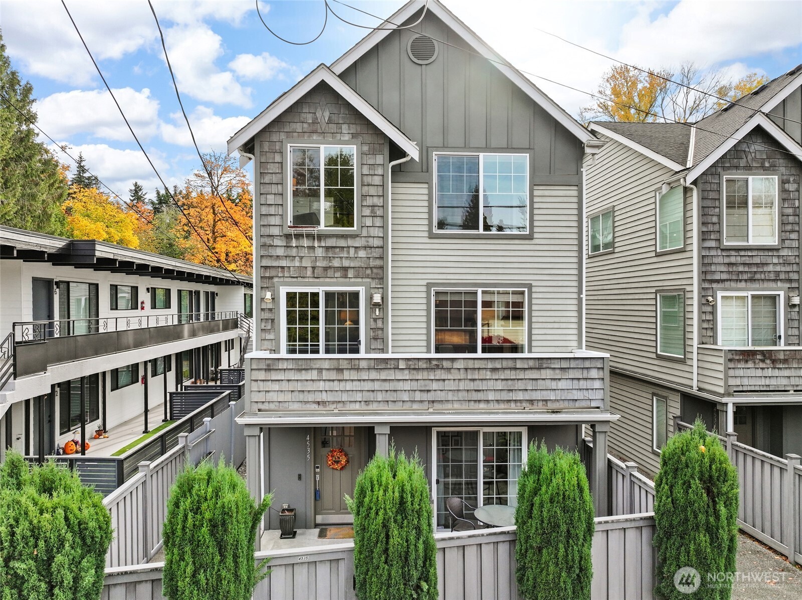 4535 Northeast 55th Street Seattle, WA 98105 - Photo 19 of 21