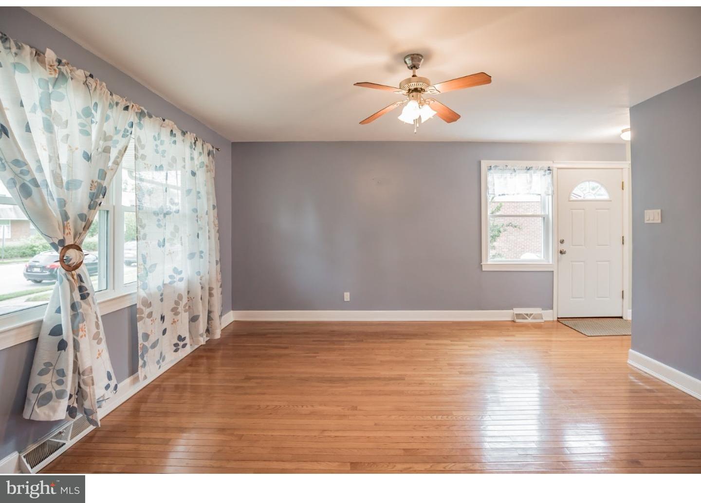 1415 Parklane Road Swarthmore, PA 19081 - Photo 6 of 25 Living Room