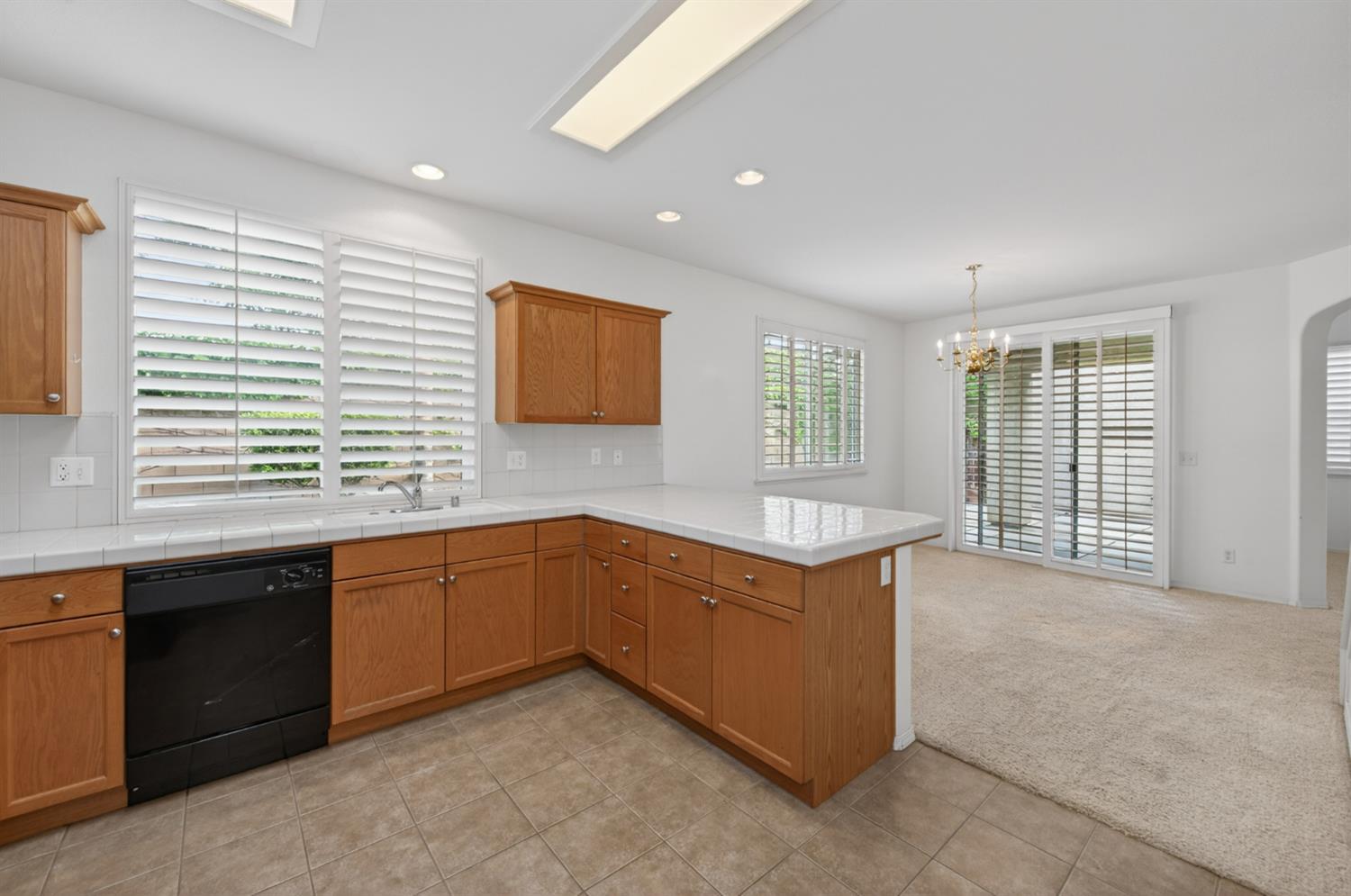 4113 West Cherry Tree Lane Fresno, CA 93722 - Photo 14 of 31