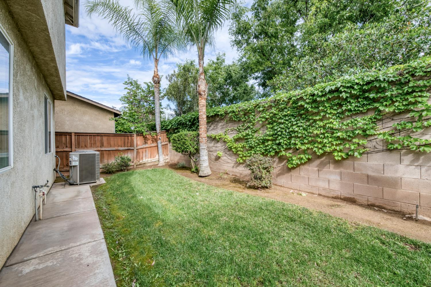 4113 West Cherry Tree Lane Fresno, CA 93722 - Photo 29 of 31