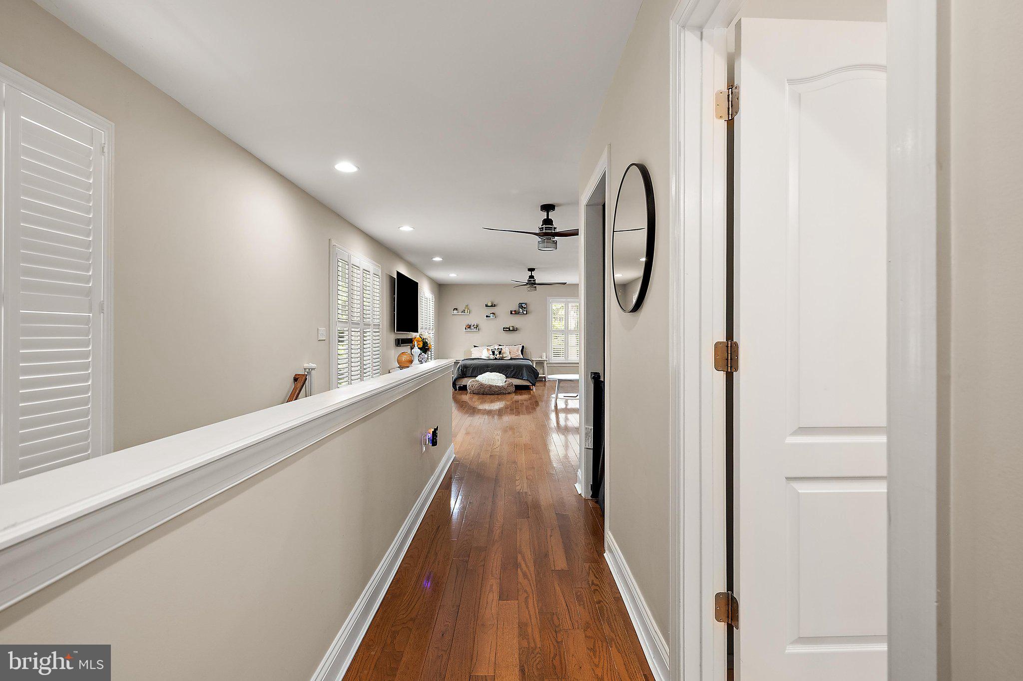 617 Douglas Road Salisbury, MD 21801 - Photo 70 of 111 2nd level hallway- bedroom 4 to entertainment room