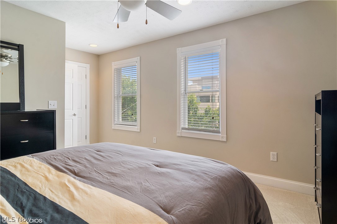 516 Literary Road Cleveland, OH 44113 - Photo 13 of 23 Gallery Image 13