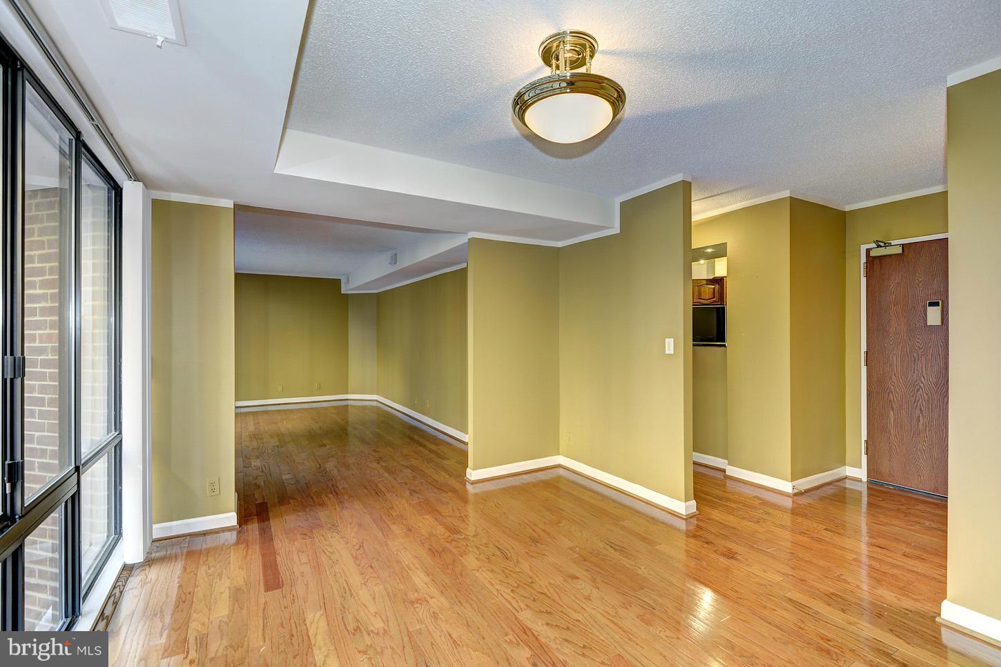 1077 30th Street Northwest, Unit 201 Washington, DC 20007 - Photo 9 of 23 Living Area