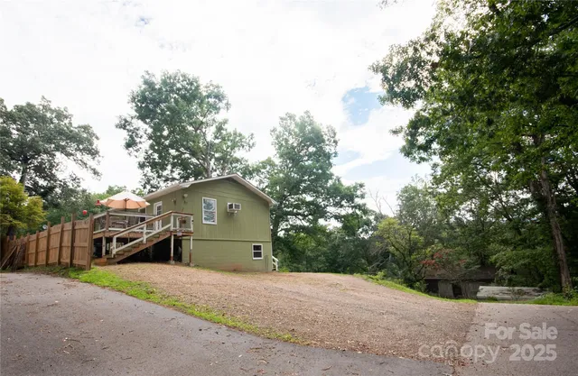 a house view with a garden space