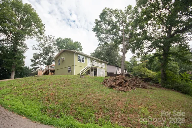 $289,000 | 87 Pauline Circle, Franklin, NC 28734