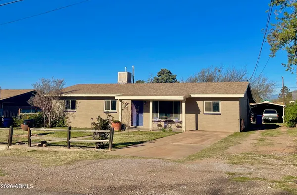 $250,000 | 108 Nighthawk Avenue, Bisbee, AZ 85603
