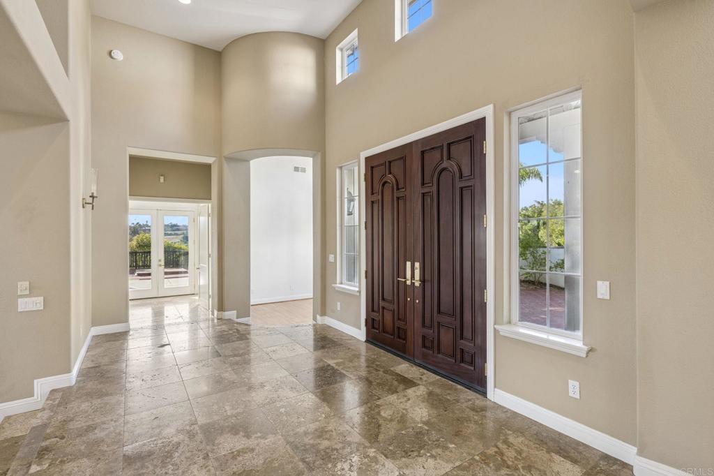 4033 Keri Way Fallbrook, CA 92028 - Photo 12 of 72