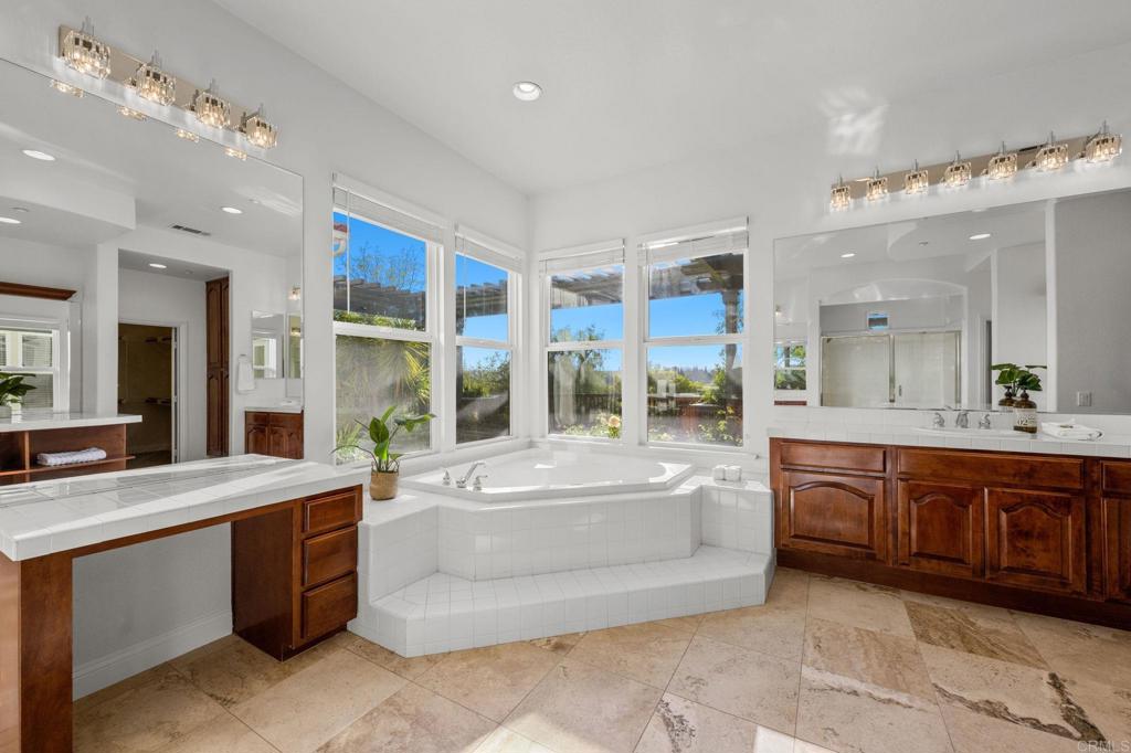 4033 Keri Way Fallbrook, CA 92028 - Photo 18 of 72