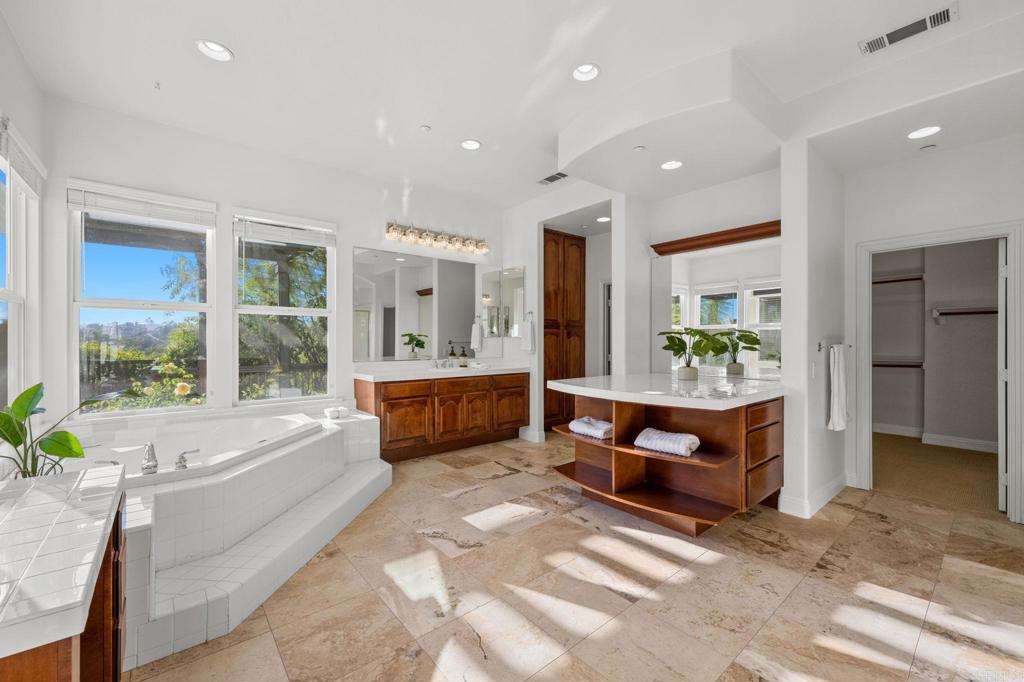 4033 Keri Way Fallbrook, CA 92028 - Photo 19 of 72