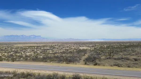 $98,000 | 88 Ranch Road 1576, Salt Flat, TX 79847