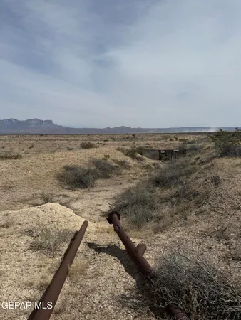 $98,000 | 88 Ranch Road 1576, Salt Flat, TX 79847