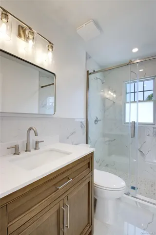 $1,995,000 | 46 Linwood Road North, Unit A AND B, Port Washington, NY 11050