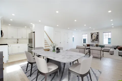 $1,995,000 | 46 Linwood Road North, Unit A AND B, Port Washington, NY 11050