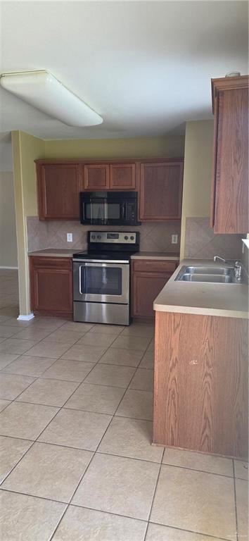 414 Rio Colorado Street San Juan, TX 78589 - Photo 8 of 23