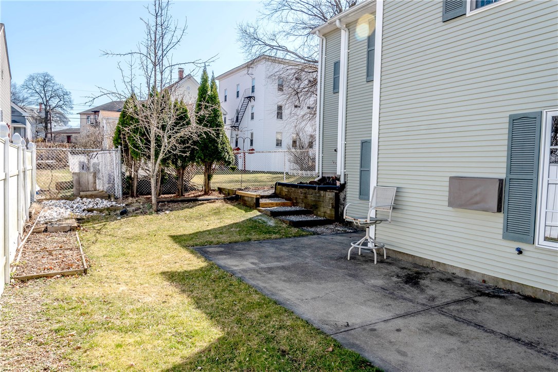 568 Grove Street Woonsocket, RI 02895 - Photo 3 of 14