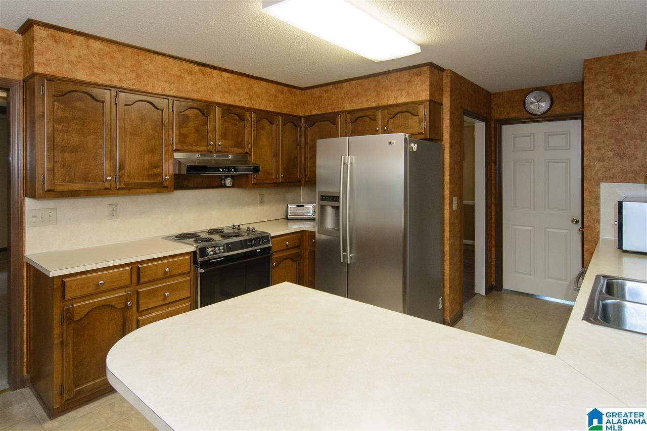 2742 Stevens Creek Road Birmingham, AL 35244 - Photo 16 of 43
