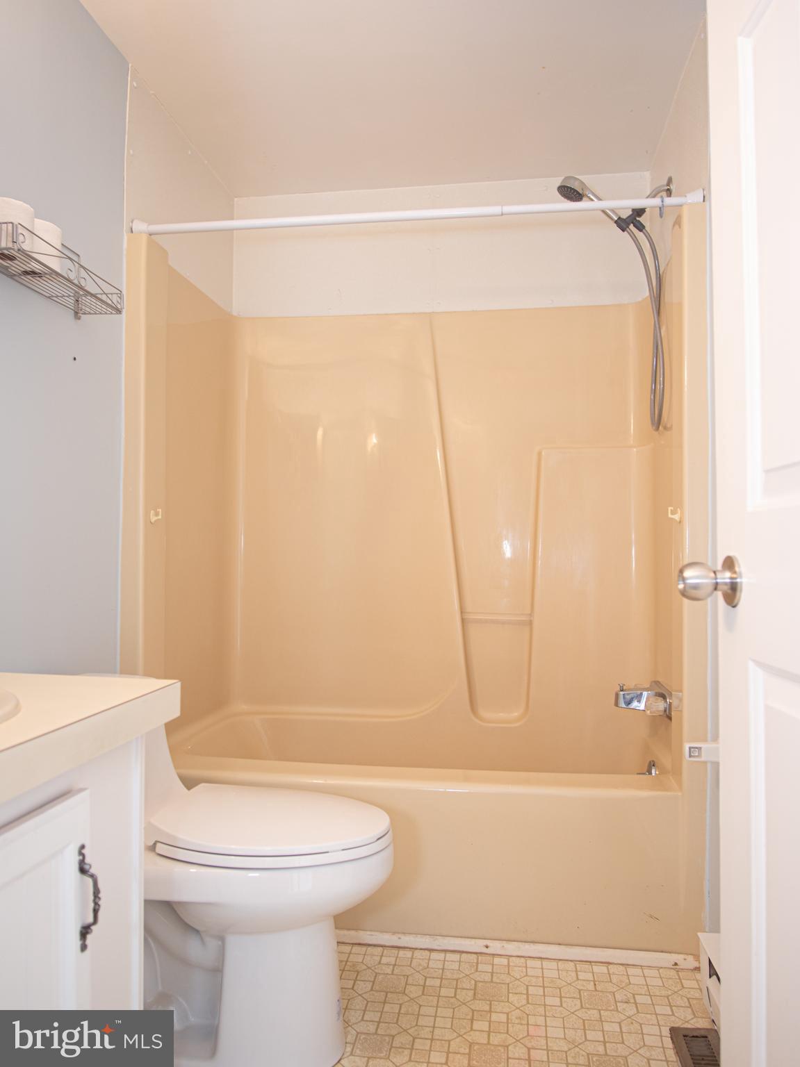 267 Old Westminster Road Hanover, PA 17331 - Photo 37 of 51 HALL BATH