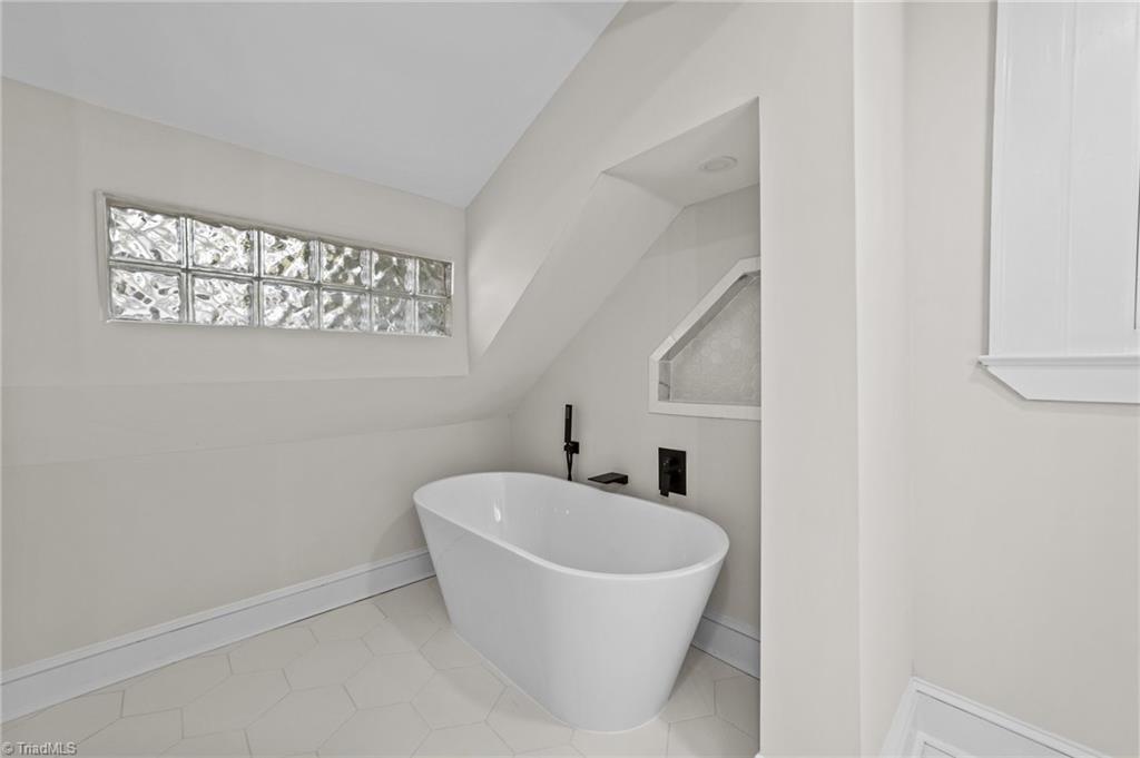 209 Edgedale Drive High Point, NC 27262 - Photo 29 of 40 Upstairs Bedroom #3/Primary Bath