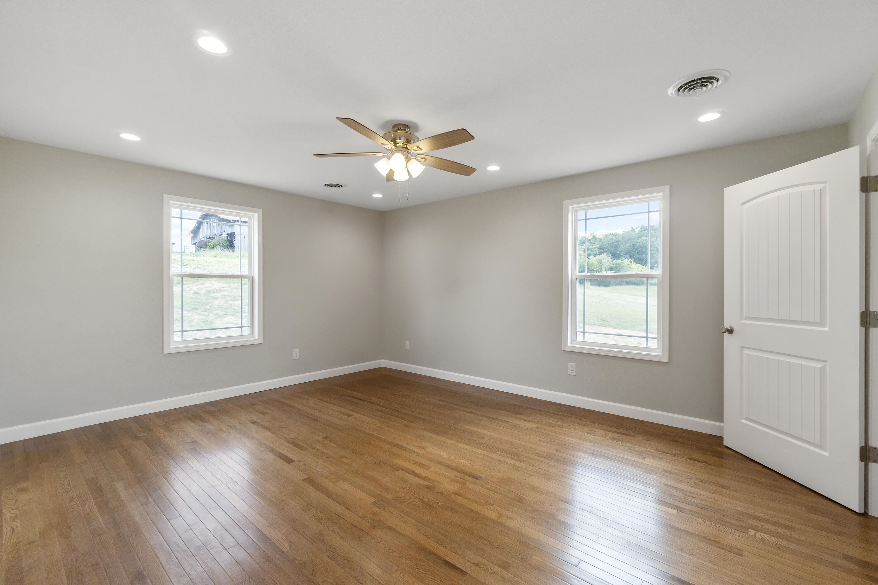 295 North Massengill Road Greeneville, TN 37743 - Photo 28 of 52 DSC03514