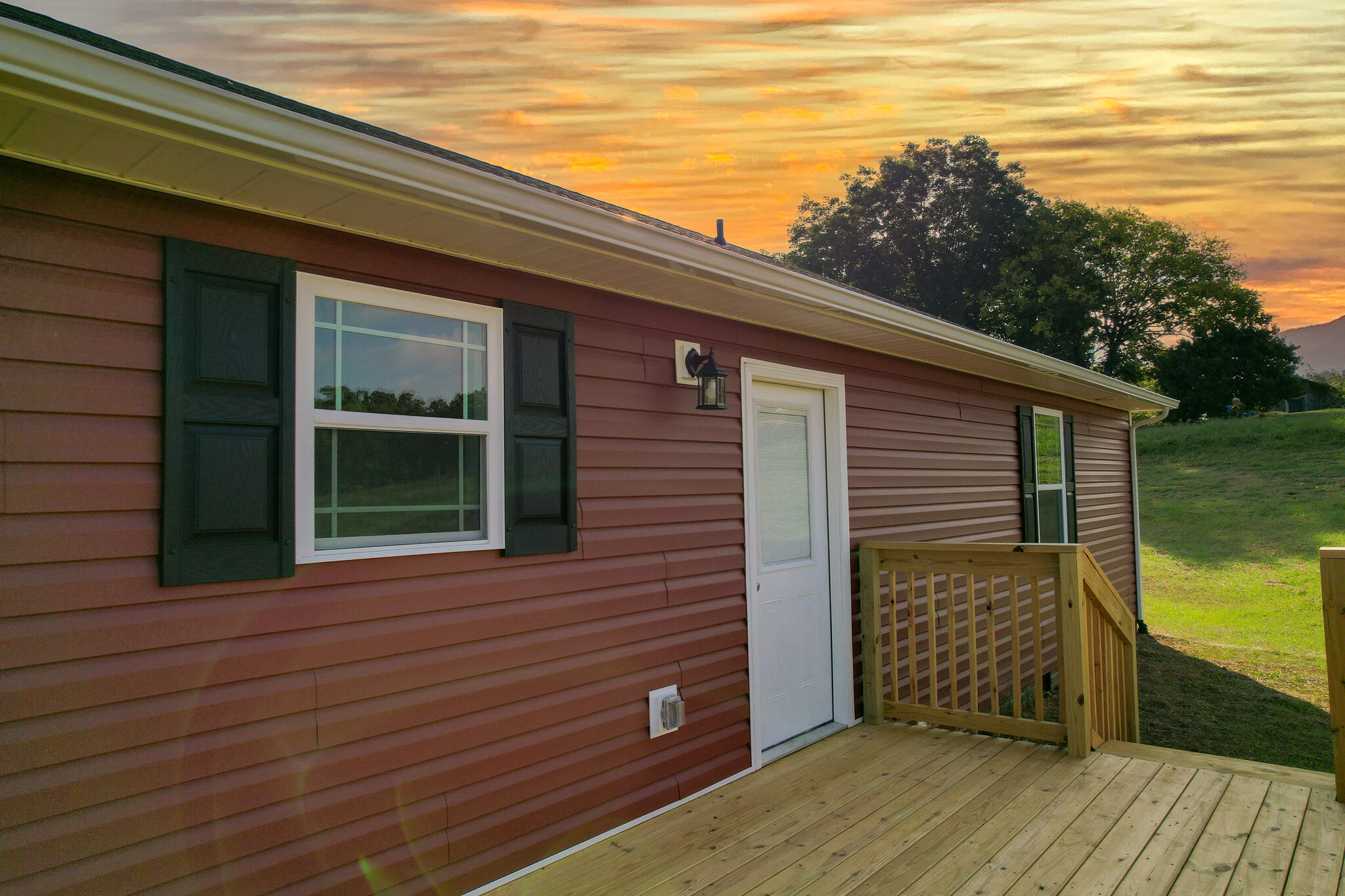 295 North Massengill Road Greeneville, TN 37743 - Photo 52 of 52 deck 295 2