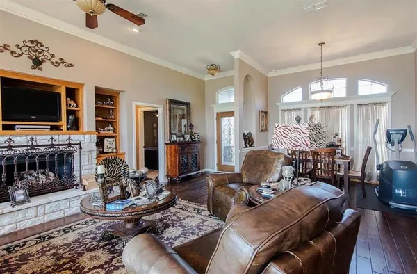 $2,500 | 10899 Jackson Road, Krum, TX 76249