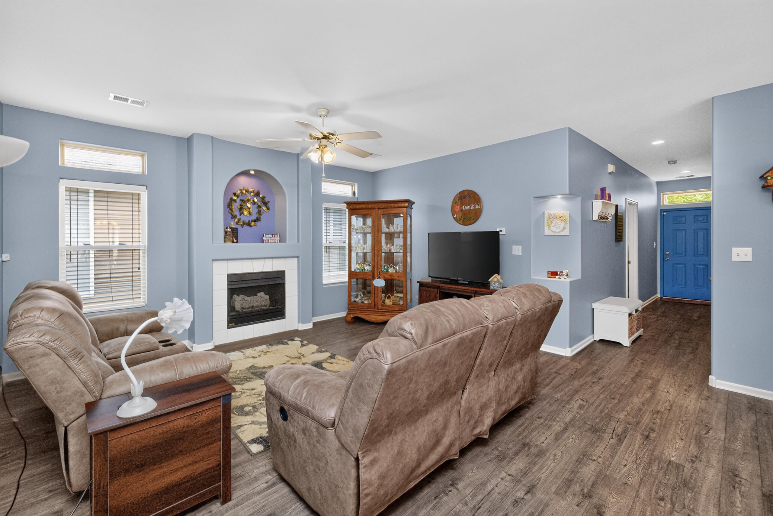 2665 Crystal Falls Road Lexington, KY 40509 - Photo 3 of 18 Livingroom