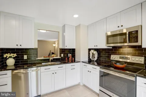 $519,900 | 7558 Wood Mist Lane, Falls Church, VA 22043