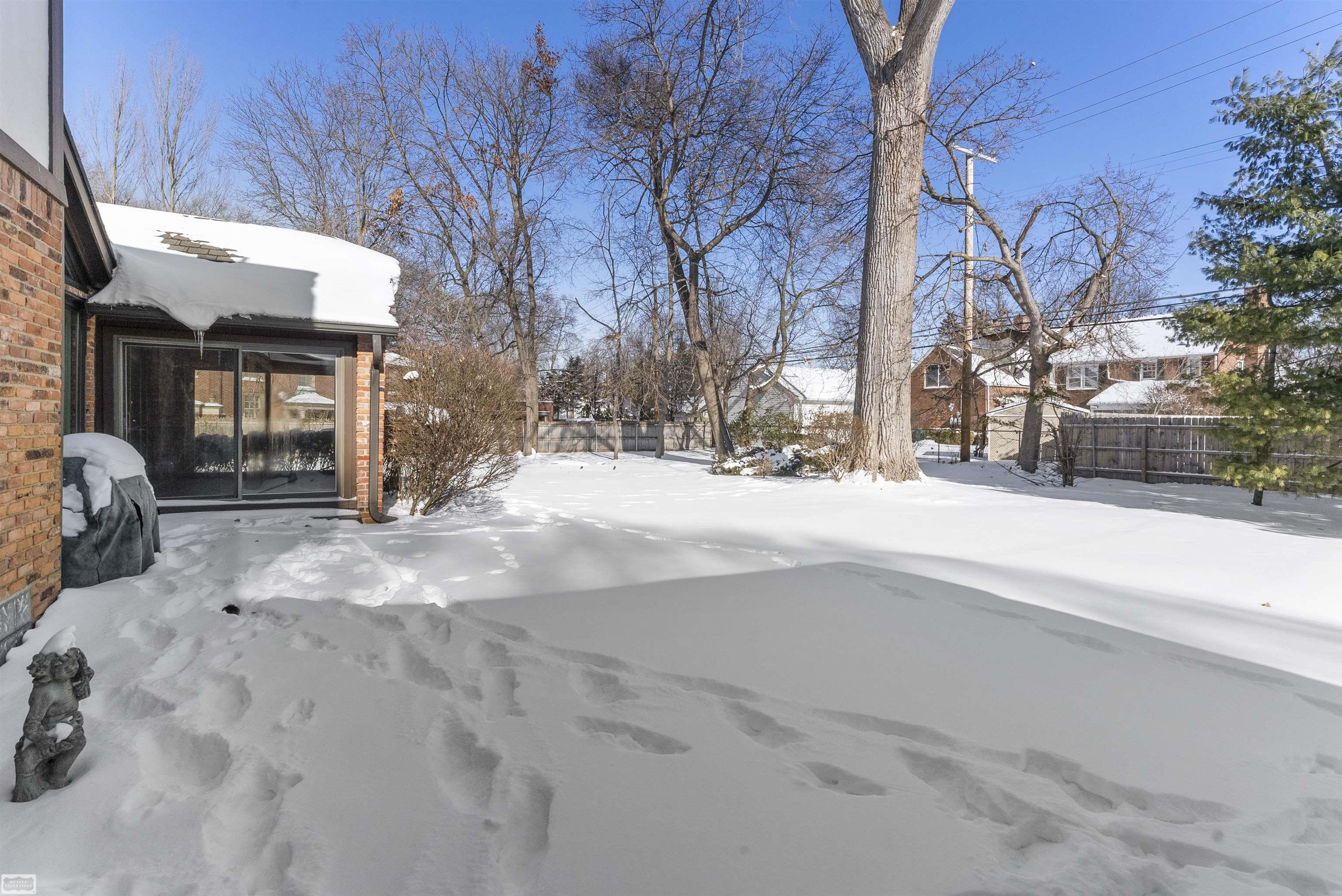 1030 Bishop Road Grosse Pointe, MI 48230 - Photo 49 of 61
