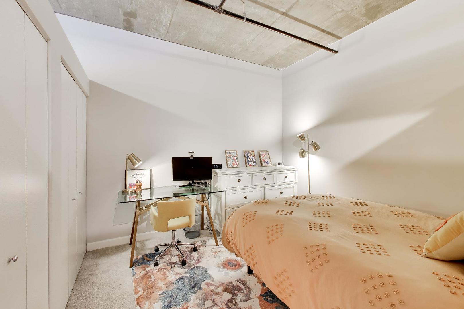 111 South Morgan Street, Unit 620 Chicago, IL 60607 - Photo 19 of 33