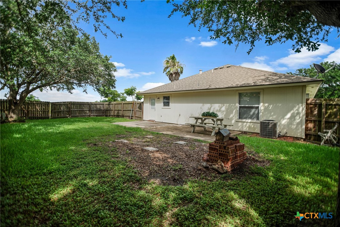 314 Rouen Drive Port Lavaca, TX 77979 - Photo 6 of 25