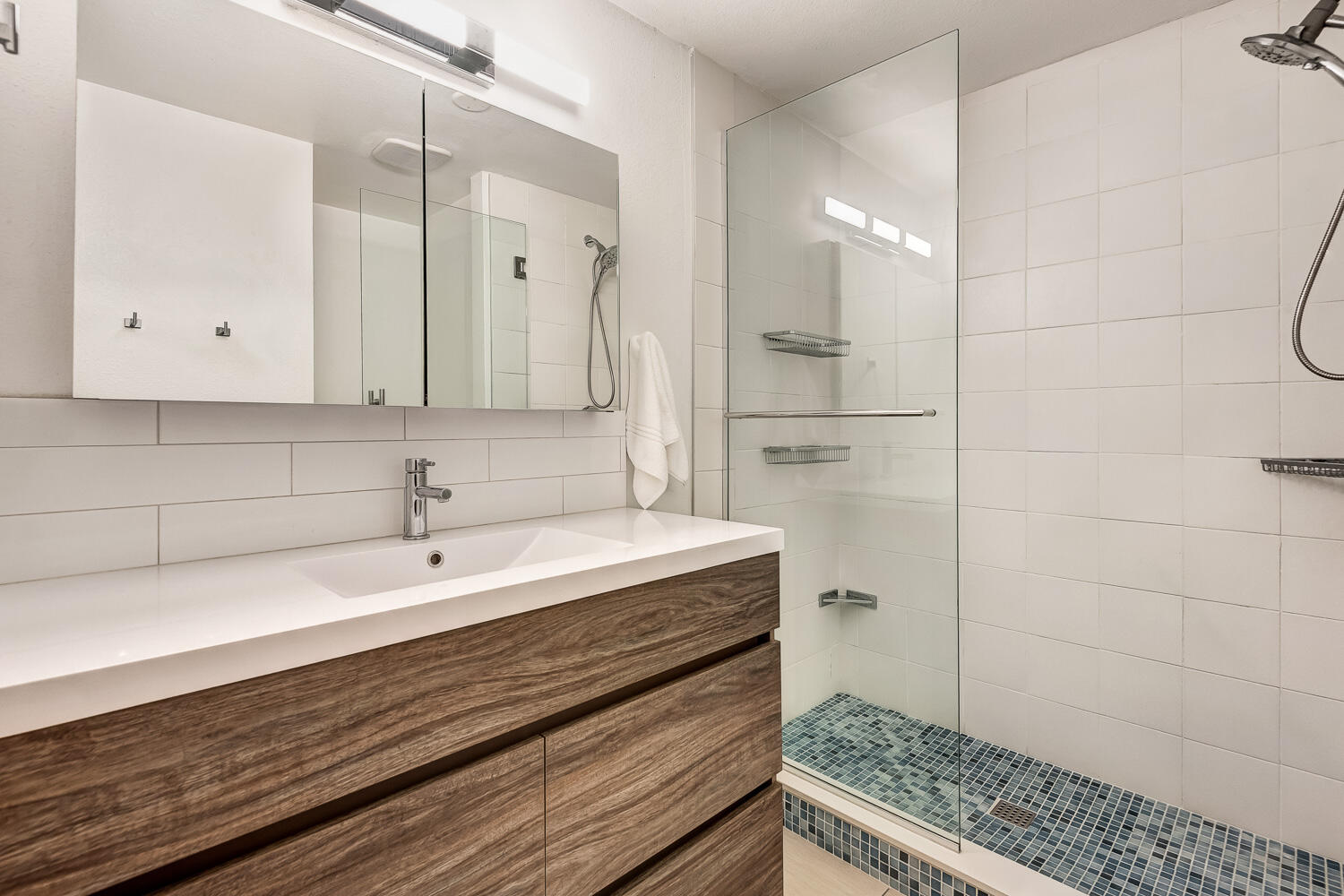69269 Crooked Horseshoe Road Sisters, OR 97759 - Photo 15 of 43 a bathroom with a sink and a mirror